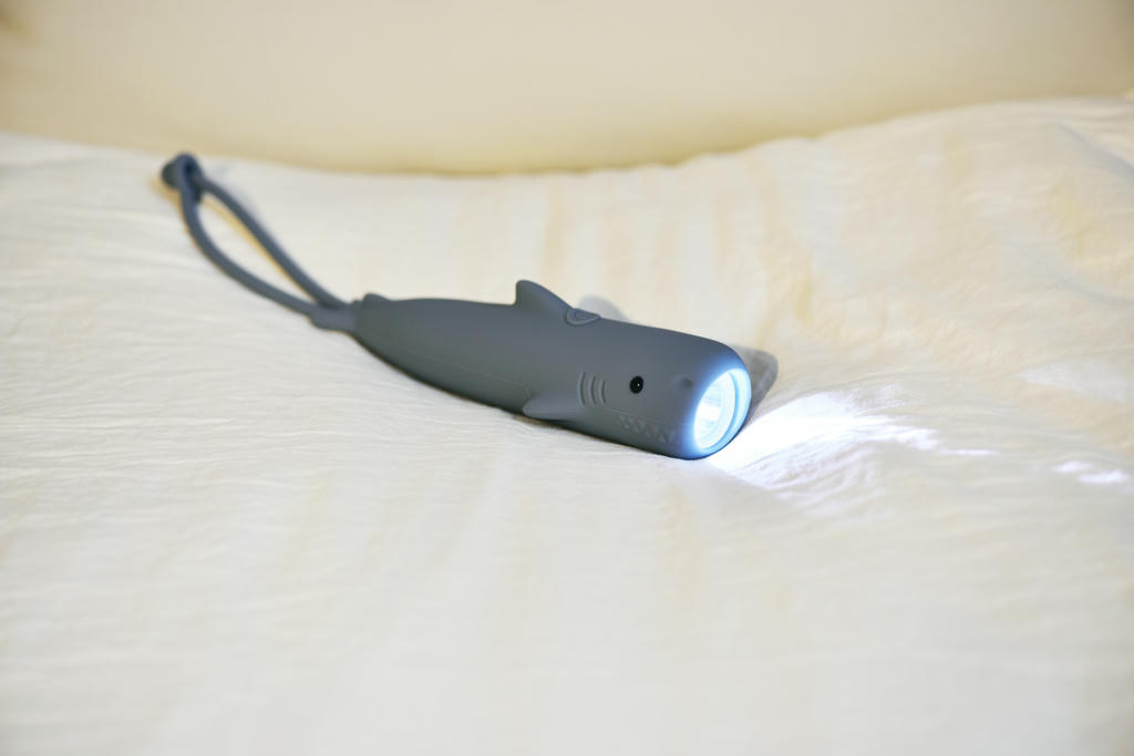 Zaklamp Shark foto 5