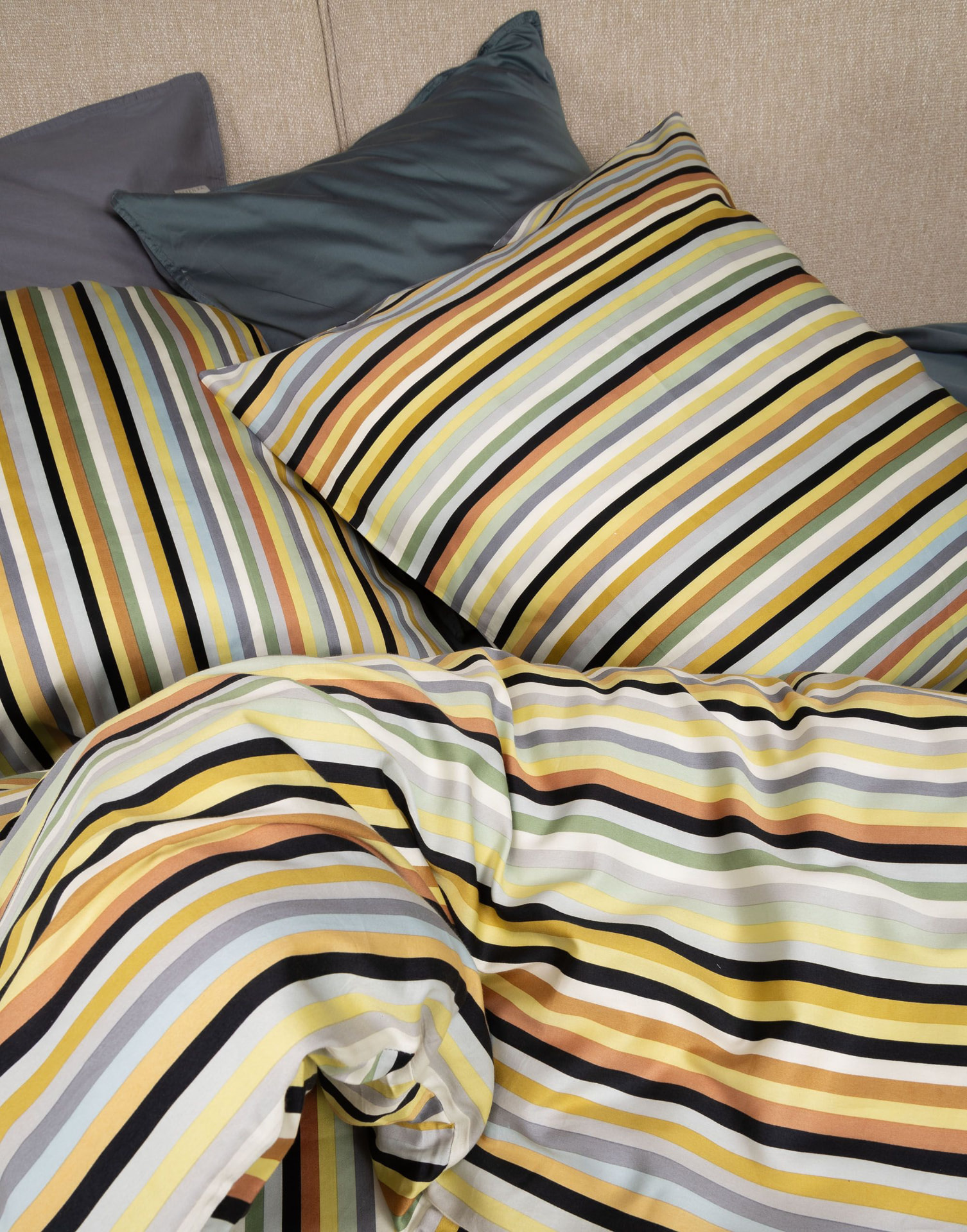 Essenza Donna Hazy Yellow dekbedovertrek foto 4